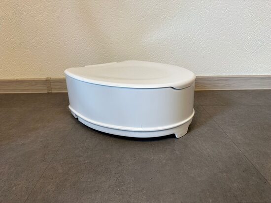 Mazlietots Tualetes poda paaugstinājums 02-7060L6 15 cm